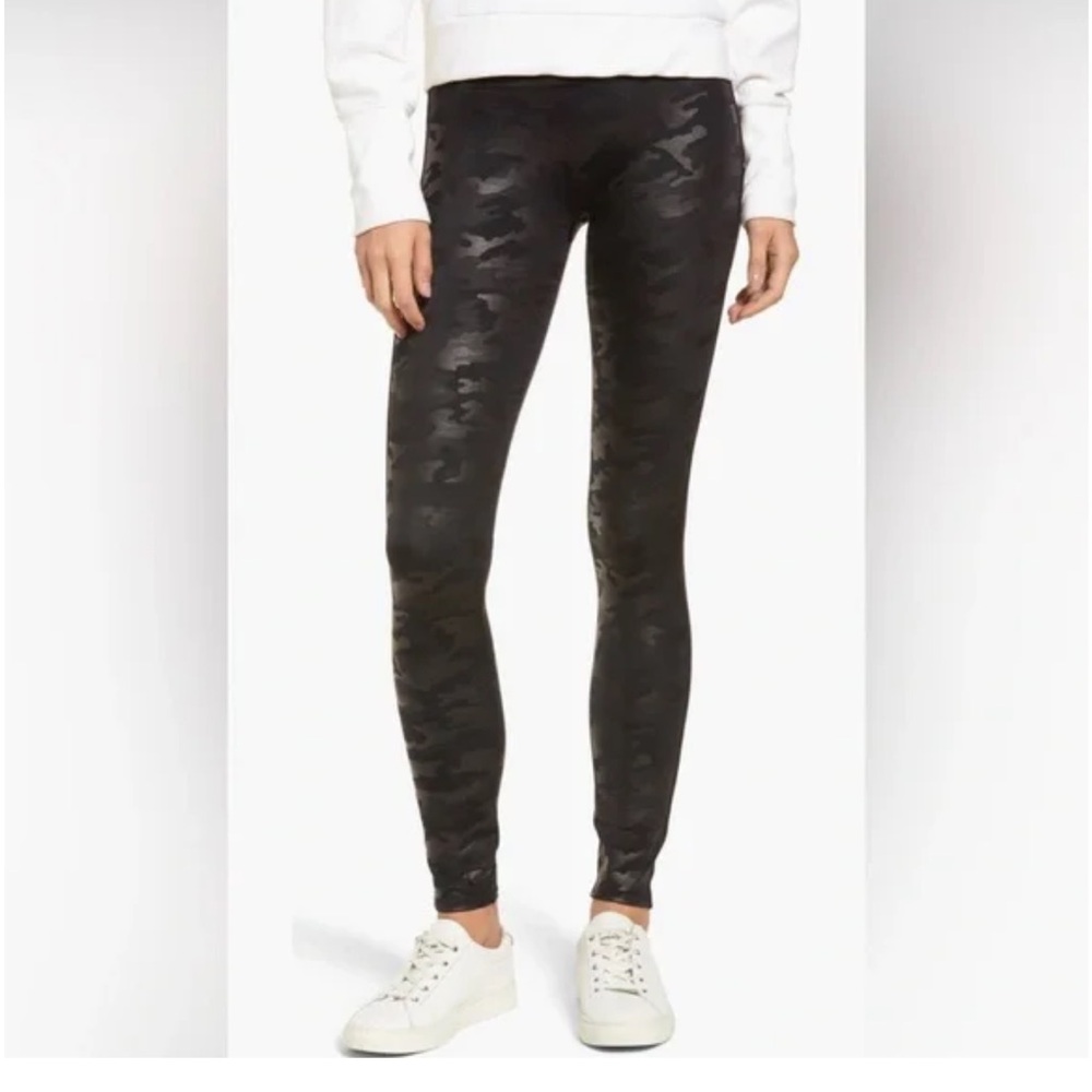 SPANX Black Camo Faux Leather Leggings 3X
